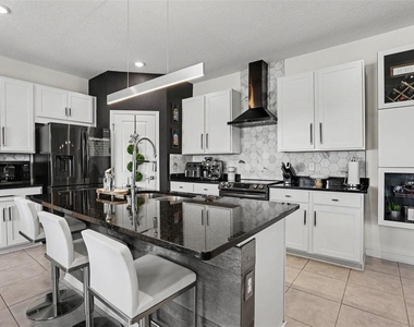 11861 Brighton Knoll Loop - Photo Thumbnail 5