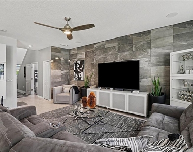 11861 Brighton Knoll Loop - Photo Thumbnail 3