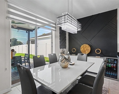 11861 Brighton Knoll Loop - Photo Thumbnail 7