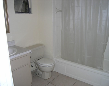 2051 Sunset Grove Lane - Photo Thumbnail 6