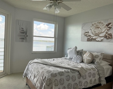 7963 Sailboat Key Boulevard S - Photo Thumbnail 14