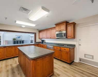 7963 Sailboat Key Boulevard S - Photo Thumbnail 38