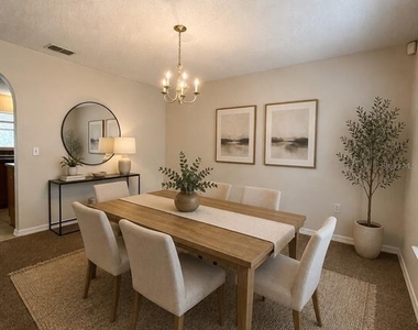 1304 Dover Drive - Photo Thumbnail 2