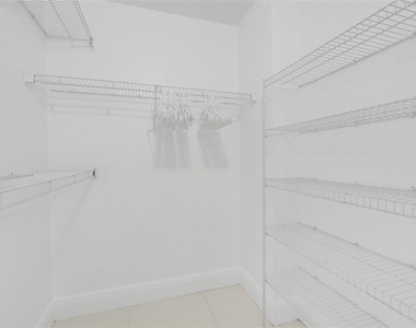 4420 Withrowwood Court - Photo Thumbnail 20