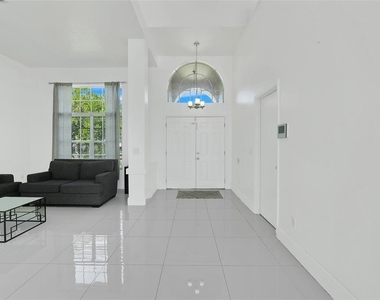 4420 Withrowwood Court - Photo Thumbnail 9
