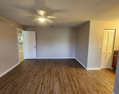607 Koala Court - Photo Thumbnail 25