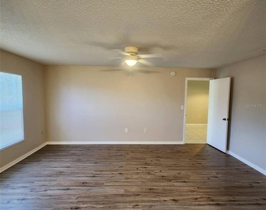 607 Koala Court - Photo Thumbnail 27