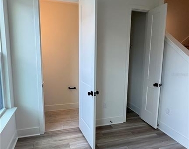 15045 Groveside Road - Photo Thumbnail 18