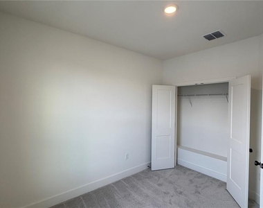 15045 Groveside Road - Photo Thumbnail 31