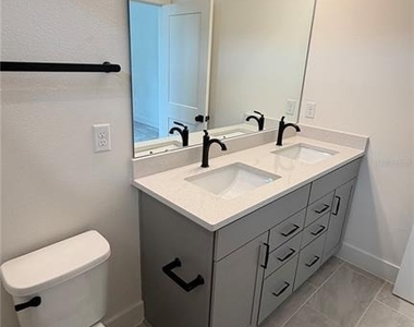 15045 Groveside Road - Photo Thumbnail 42