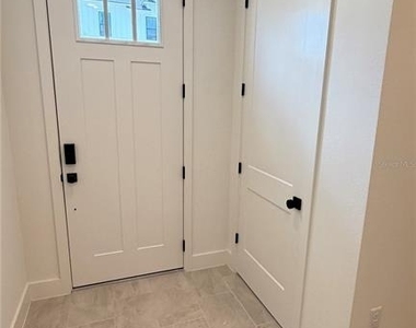 15045 Groveside Road - Photo Thumbnail 11