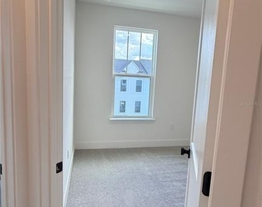 15045 Groveside Road - Photo Thumbnail 30