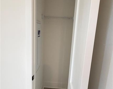 15045 Groveside Road - Photo Thumbnail 17