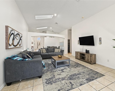 8105 Santee Drive - Photo Thumbnail 15