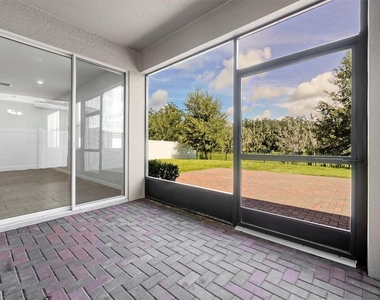 1121 Hendon Loop - Photo Thumbnail 39