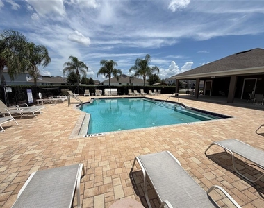 1121 Hendon Loop - Photo Thumbnail 59