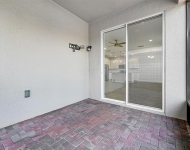1121 Hendon Loop - Photo Thumbnail 40