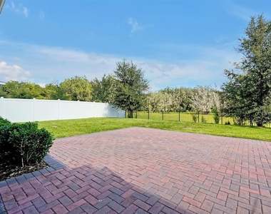 1121 Hendon Loop - Photo Thumbnail 41