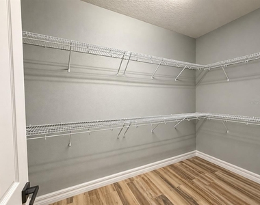 2524 Fontaine Drive - Photo Thumbnail 23