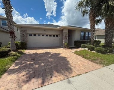 2524 Fontaine Drive - Photo Thumbnail 9