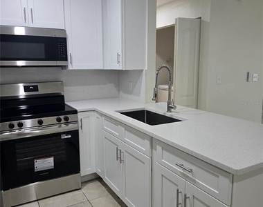 3064 Saint Paul Drive - Photo Thumbnail 4