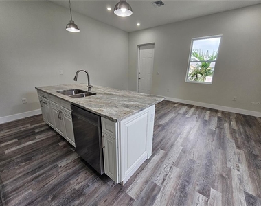 3525 Mcintosh Road - Photo Thumbnail 2
