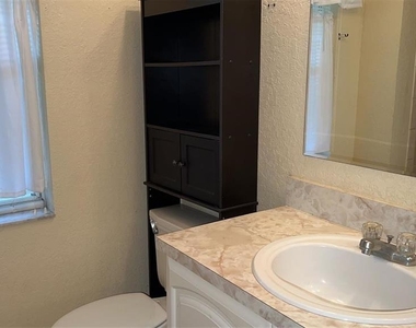 3471 Avenue O Nw - Photo Thumbnail 5