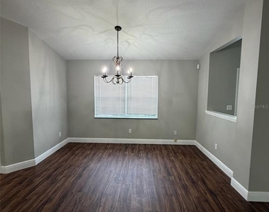4836 Nw 45th Court - Photo Thumbnail 8
