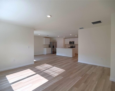 7223 Se 112th Lane - Photo Thumbnail 11