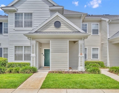 200 Southern Pecan Circle - Photo Thumbnail 2