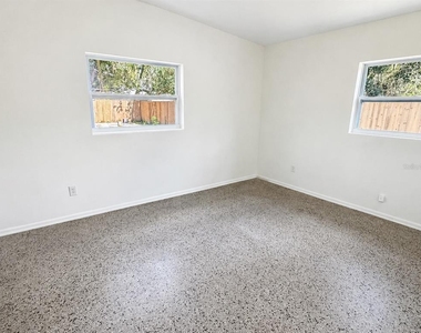 1607 Dauphin Lane - Photo Thumbnail 13
