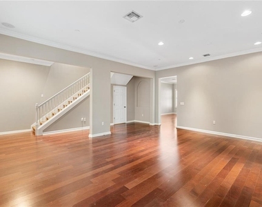 4478 Twinview Lane - Photo Thumbnail 2