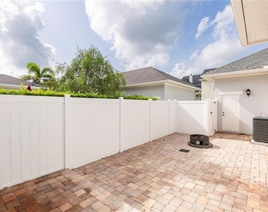 4478 Twinview Lane - Photo Thumbnail 18