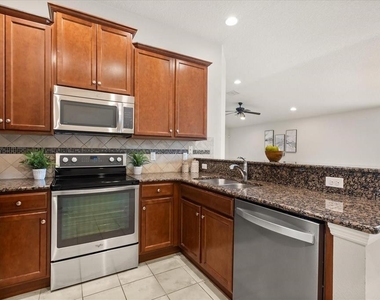 12223 Pescara Lane - Photo Thumbnail 11