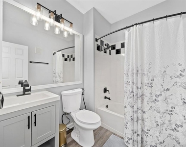 497 Water Street - Photo Thumbnail 11