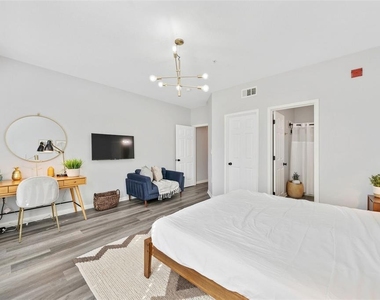 497 Water Street - Photo Thumbnail 15