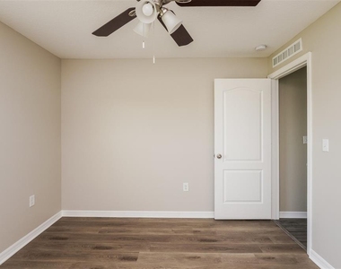 2394 Rock Drive - Photo Thumbnail 11
