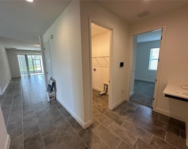 484 Shadow Gorge Way - Photo Thumbnail 13