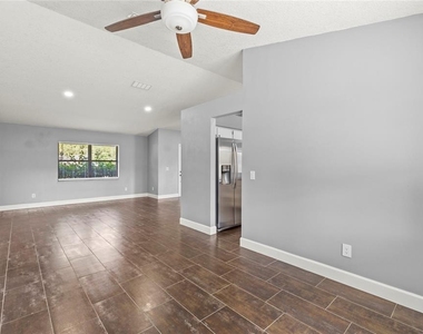 9508 Pine Terrace Court - Photo Thumbnail 30