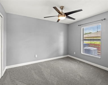 9508 Pine Terrace Court - Photo Thumbnail 24