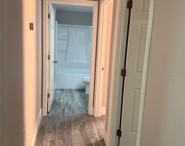 3059 Barbados Lane - Photo Thumbnail 11