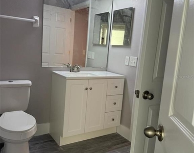 3059 Barbados Lane - Photo Thumbnail 13