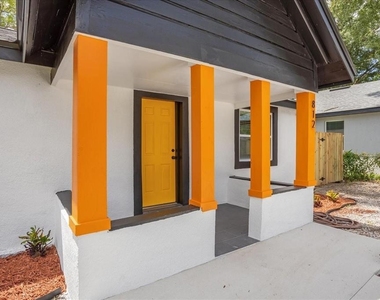 812 W Miller Street - Photo Thumbnail 2