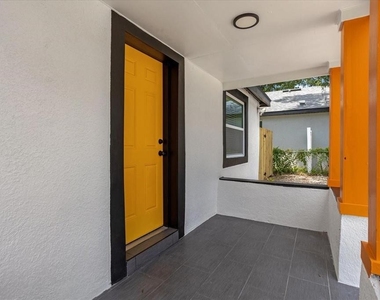 812 W Miller Street - Photo Thumbnail 1