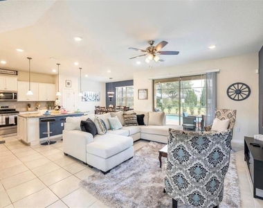 5533 Misty Oak Circle - Photo Thumbnail 3