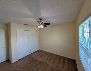4053 Dolphin Drive - Photo Thumbnail 9