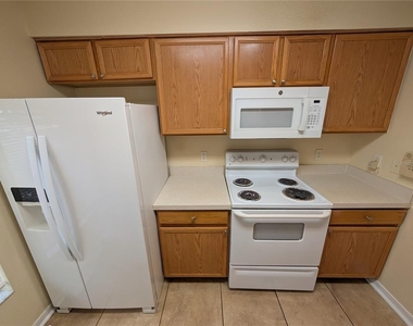4053 Dolphin Drive - Photo Thumbnail 5