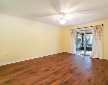 6260 Morning Mist Lane - Photo Thumbnail 10
