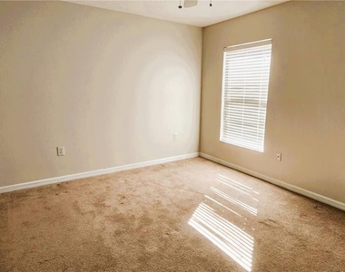 1134 Ivey Lake Drive - Photo Thumbnail 2