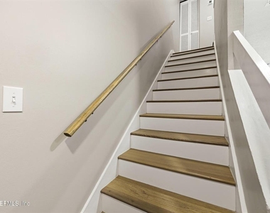 3801 Crown Point Road - Photo Thumbnail 18